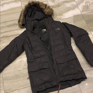 THE NORTH FACE WOMENS PUFF COAT W FUR TRIM size xs
